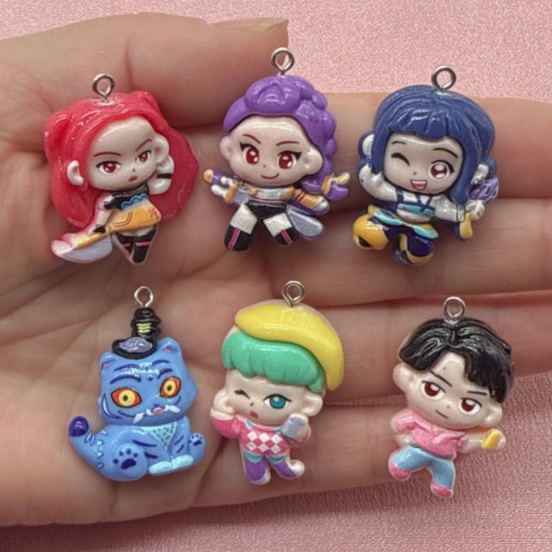 10 Stück Cartoon-Anhänger aus  – Resin Bewertung und Preis