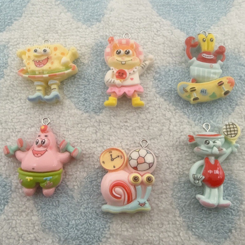 10 Stück Cartoon-Harzanhänger, – Resin Bewertung und Preis